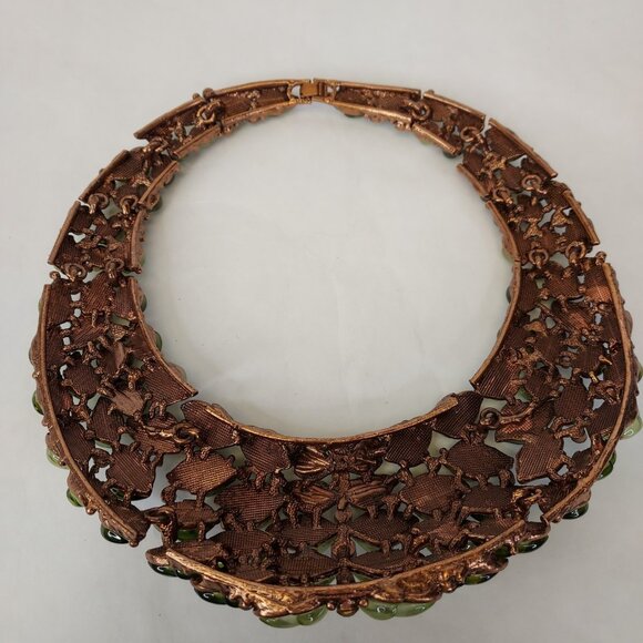 Vintage Copper Lucite Leaves Set Choker Necklace Post Earrings Green Rhinestone - Picture 10 of 16